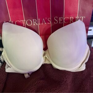 Victoria's Secret tan Bra